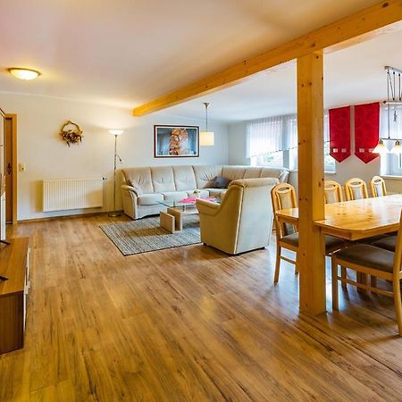 Saalfeld Saale Hotel & Ferienwohnungen Bohlenblick מראה חיצוני תמונה