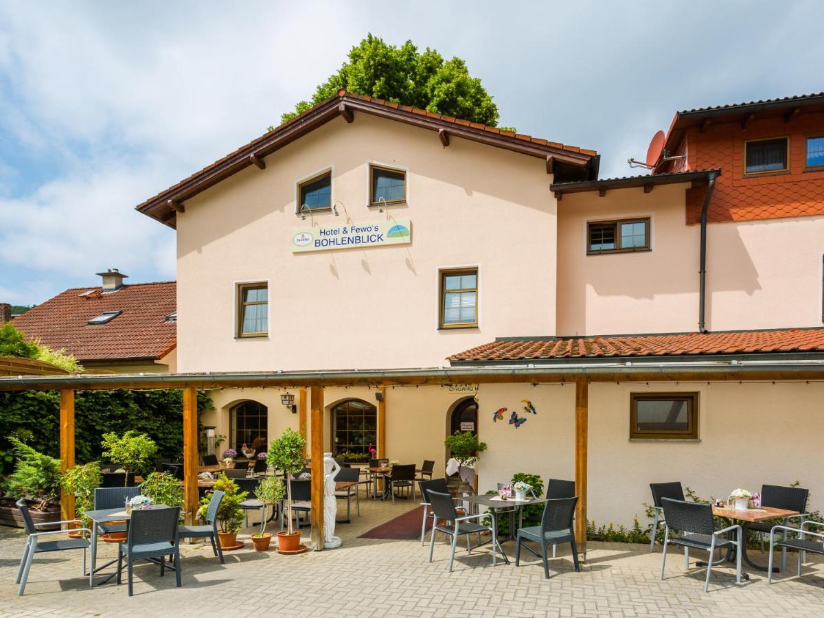 Saalfeld Saale Hotel & Ferienwohnungen Bohlenblick מראה חיצוני תמונה