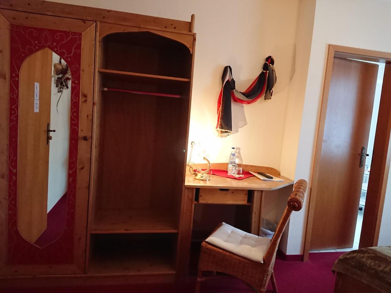 Saalfeld Saale Hotel & Ferienwohnungen Bohlenblick מראה חיצוני תמונה